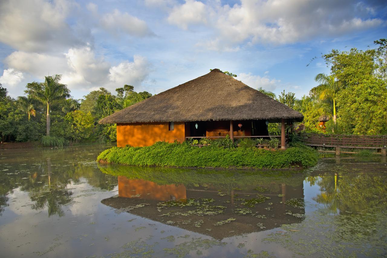 Hotel Red Earth Kabini Begūr Exterior foto